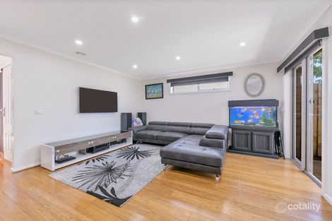 Property photo of 5 Diba Rise Narre Warren VIC 3805