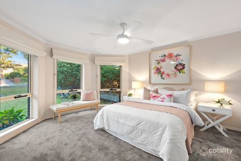 Property photo of 14 Dunnell Rise Berwick VIC 3806