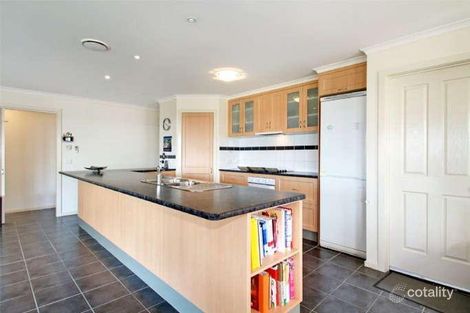 Property photo of 30 Riverslea Boulevard Traralgon VIC 3844