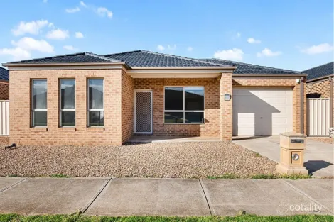 1/1 Poitrel Pl, Kurunjang, VIC 3337