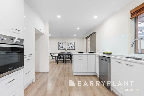 Property photo of 4 Rockwall Close Sydenham VIC 3037