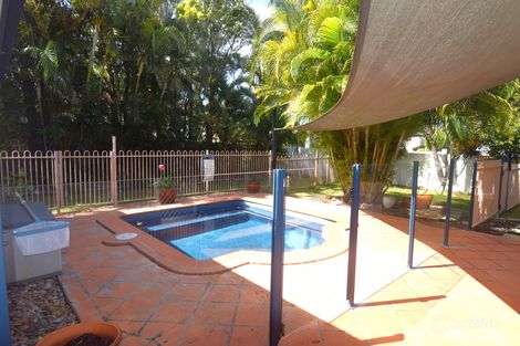 Property photo of 46 Sickle Avenue Hope Island QLD 4212