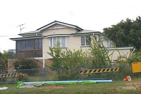 31 Easton St, Silkstone, QLD 4304