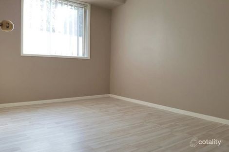 Property photo of 25 Grimwig Crescent Ambarvale NSW 2560