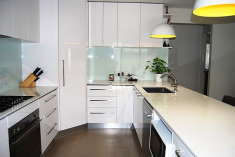 Property photo of 22 Phoenix Crescent Rural View QLD 4740