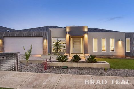Property photo of 4 Bronte Way Taylors Hill VIC 3037