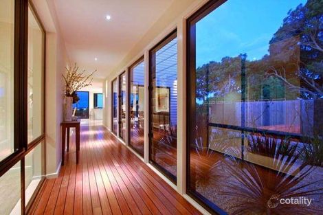 Property photo of 2 Sinclair Avenue Rye VIC 3941