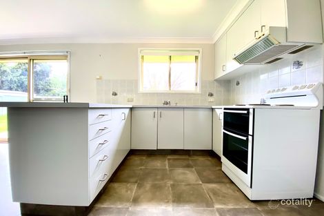 Property photo of 16 Jemmy Place Oxley Vale NSW 2340