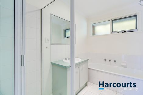 Property photo of 5 Willora Crescent Cranbourne West VIC 3977
