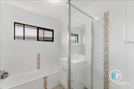 Property photo of 3 Huxley Crescent Oonoonba QLD 4811