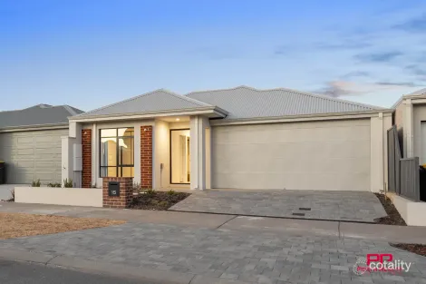 Property photo of 15 Cussington Way Ellenbrook WA 6069