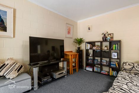 Property photo of 2/12 Glenmore Street Rosetta TAS 7010