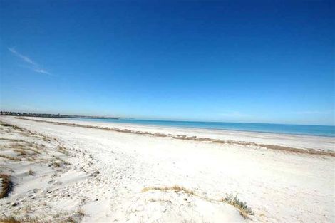 Property photo of 155 Gulf Point Drive North Haven SA 5018