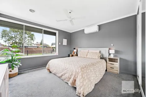 Property photo of 1 Royston Place Gladstone Park VIC 3043