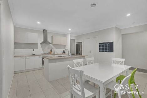 Property photo of 34 Verdant Avenue Sandhurst VIC 3977