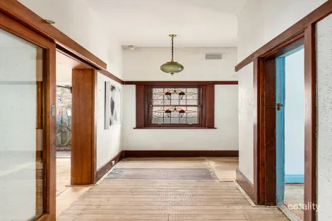 Property photo of 28 Newstead Street Caulfield VIC 3162