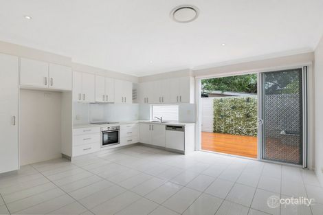 Property photo of 2/622 Vulture Street East East Brisbane QLD 4169