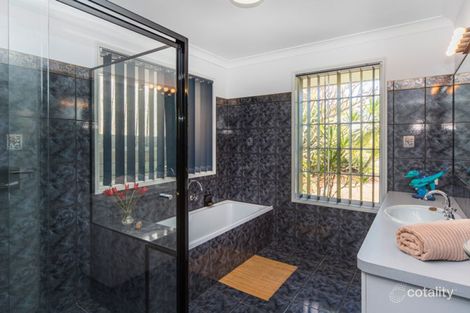 Property photo of 58 Tamworth Drive Helensvale QLD 4212