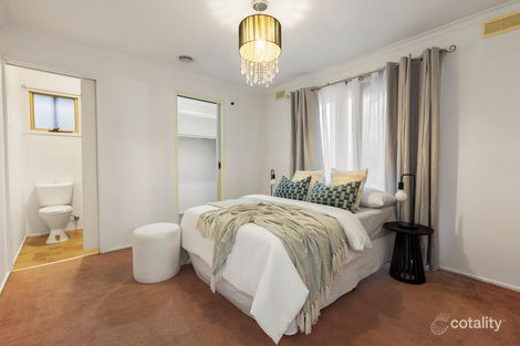 Property photo of 64 Mitford Crescent Craigieburn VIC 3064