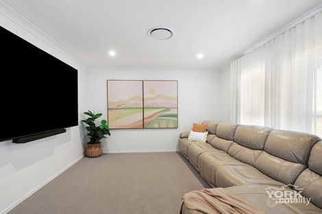 Property photo of 14 Kuwong Street Highfields QLD 4352