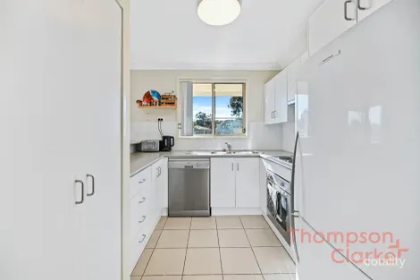 Property photo of 22/12 Denton Park Drive Rutherford NSW 2320