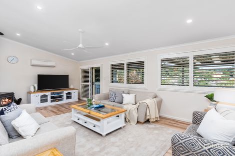 Property photo of 38 Woodview Avenue Lisarow NSW 2250