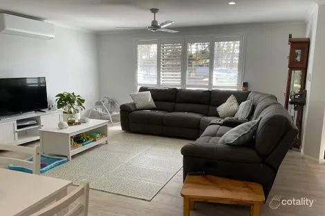 Property photo of 36 Melaleuca Crescent Kawungan QLD 4655