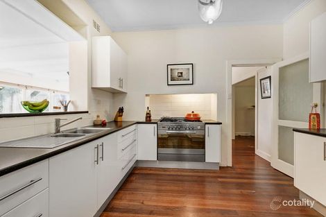Property photo of 110 Surrey Road Blackburn North VIC 3130