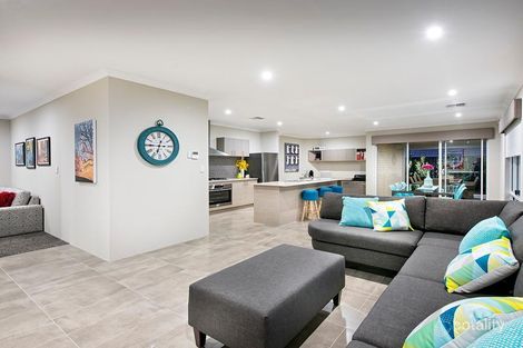 Property photo of 32 Burrows Loop Midvale WA 6056