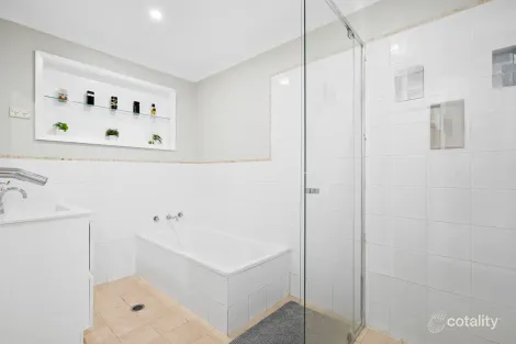Property photo of 20 Strickland Road Killarney Vale NSW 2261