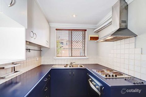 4/4 Comer St, Como, WA 6152