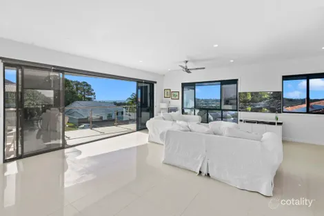 Property photo of 36 Swanbourne Way Elanora QLD 4221