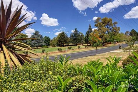 Property photo of 1 Claremont Way Orange NSW 2800