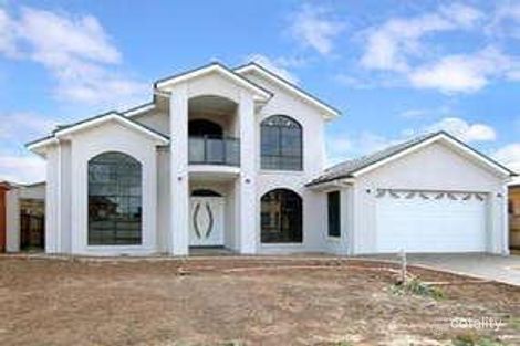 Property photo of 19 Forrest Place Taylors Lakes VIC 3038