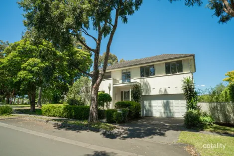 2 St Andrews Dr, Heatherton, VIC 3202