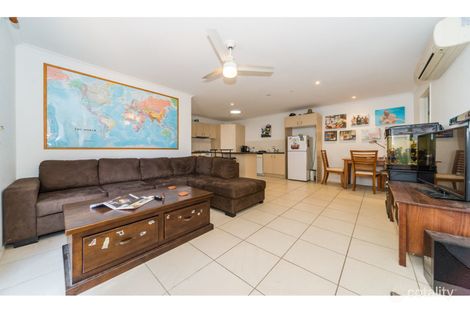 Property photo of 2/6 Orkney Place Labrador QLD 4215