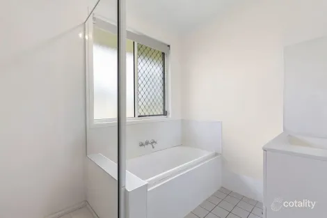 Property photo of 37 Chantilly Crescent Beerwah QLD 4519