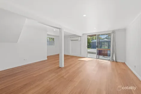 Property photo of 18 Tuggan Street Mitchelton QLD 4053