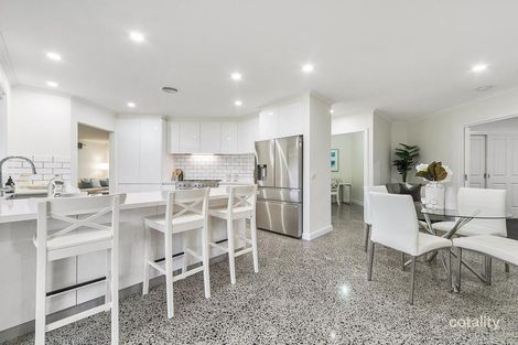 Property photo of 37 Trentham Way Langwarrin VIC 3910