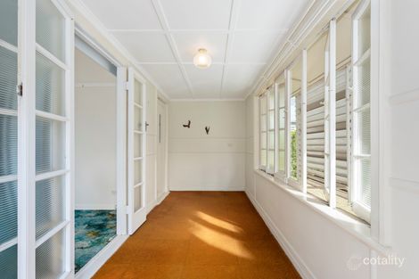 Property photo of 4 Brilliant Street Newtown QLD 4305