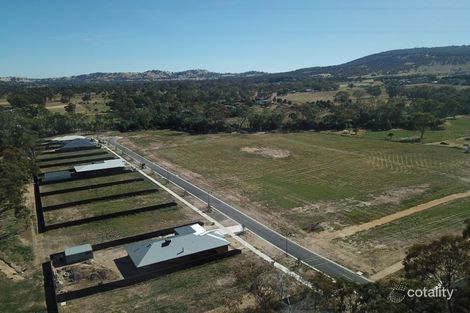 2 Pippin Ct, Harcourt, VIC 3453