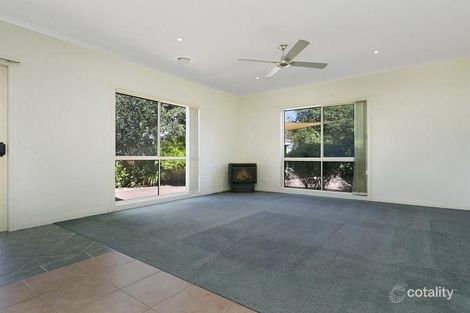Property photo of 45 Olive Grove Sunbury VIC 3429