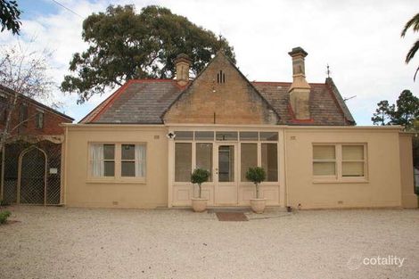 2 Ayr Ave, Torrens Park, SA 5062