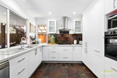 Property photo of 122 Kingfisher Parade Toogoom QLD 4655