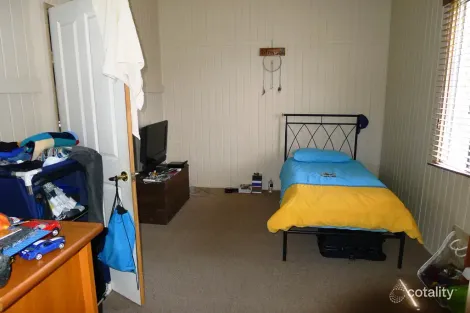 Property photo of 27 Union Street Torbanlea QLD 4662