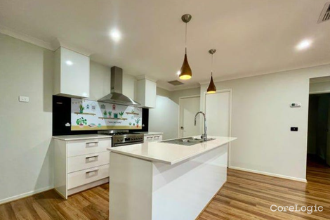 Property photo of 55 Jindalee Way Werribee VIC 3030