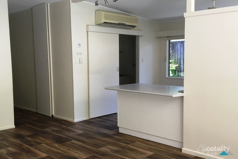Property photo of 13 Upolu Esplanade Clifton Beach QLD 4879