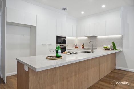 6 Fairway Pl, Avondale Heights, VIC 3034