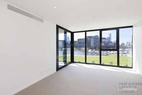 Property photo of 702/1 Point Park Crescent Docklands VIC 3008