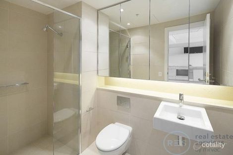 Property photo of 702/1 Point Park Crescent Docklands VIC 3008